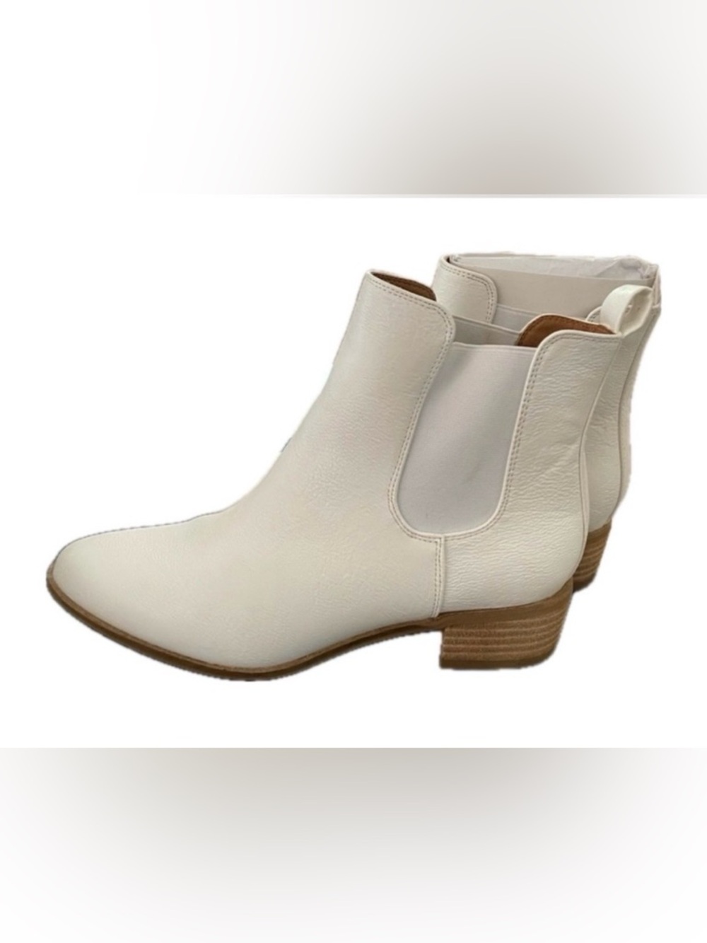Ccocci White Ankle Boots Size 8.
